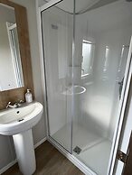 Brand New 2 Bedroom Lodge Perfect for Families