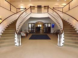 208l Home by Redawning