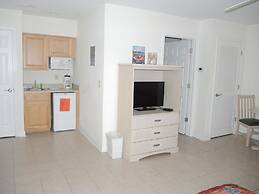 Golf Course Onsite Home 3008L with Outdoor Pool and Resort Amenities b