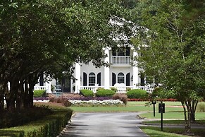 Golf Resort Studion Villa 1202l in the Heart of NC Seafood Country by 