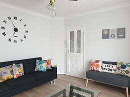 Remarkable 3-bed House in Ipswich