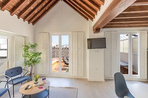 Thyssen Boutique Apartments Caleta Homes