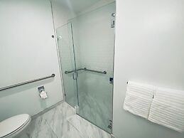 The Marlin Beachside