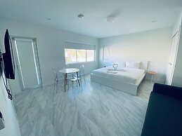 The Marlin Beachside