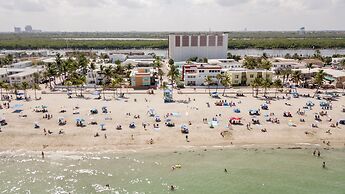 The Marlin Beachside