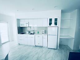 The Marlin Beachside