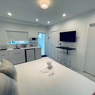 The Marlin Beachside