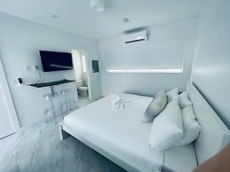 The Marlin Beachside