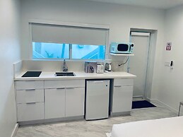 The Marlin Beachside