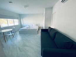 The Marlin Beachside