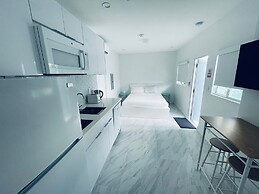 The Marlin Beachside