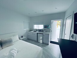 The Marlin Beachside