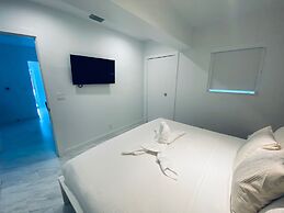 The Marlin Beachside