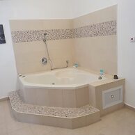 Mandara - Country Lodging