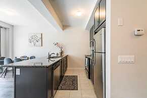 Lakeshore 3BR 2 5BA Townhome 1 min to the Beach