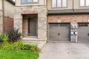 Lakeshore 3BR 2 5BA Townhome 1 min to the Beach