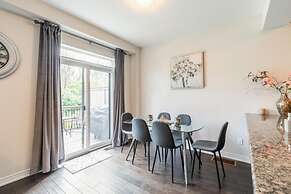 Lakeshore 3BR 2 5BA Townhome 1 min to the Beach