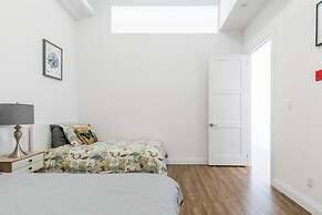 Bee s Loft Free Parking Gym