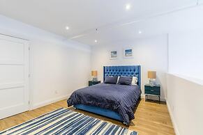 2BR 2 Storey Loft Free Parking Gym