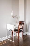 Modern Lakeshore 3BR 3BA TH Free Parking BBQ