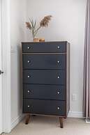 Modern Lakeshore 3BR 3BA TH Free Parking BBQ