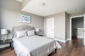 Modern Lakeshore 3BR 3BA TH Free Parking BBQ