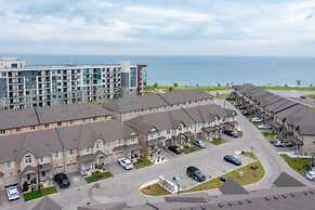 Modern Lakeshore 3BR 3BA TH Free Parking BBQ