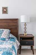 Modern Lakeshore 3BR 3BA TH Free Parking BBQ