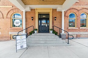Iconic Rideau 1Bd Unit Balcony Free Parking 1
