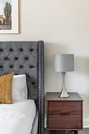 Iconic Rideau 1Bd Unit Balcony Free Parking 1