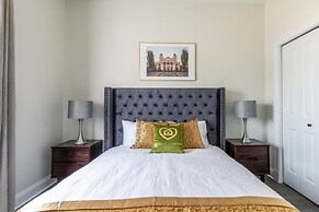 Iconic Rideau 1Bd Unit Balcony Free Parking 1
