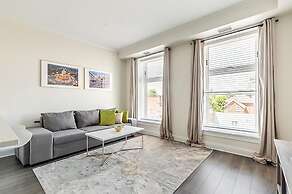 Iconic Rideau 1Bd Unit Balcony Free Parking 1