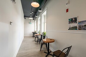 Iconic Rideau 1Bd Unit Balcony Free Parking 1