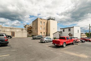 Iconic Rideau 1Bd Unit Balcony Free Parking 1