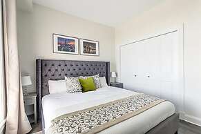 Rideau 2Br Signature Apartment Free Parking