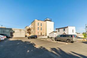 Rideau 2Br Signature Apartment Free Parking