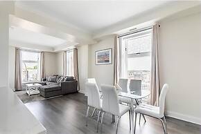 Rideau 2Br Signature Apartment Free Parking