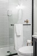 Heritage Rideau 2Br Apartment Free Parking