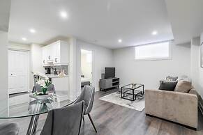 Heritage Rideau 2Br Apartment Free Parking