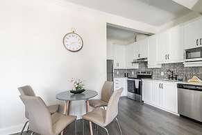 Rideau King 1Br Apartment Free Parking