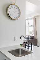 Luxury Rideau Apartments 2bdp6nobalcony1queen2twin