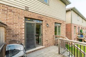 3BR 2 5BA Townhome 1 min to the Beach BBQ Parking