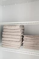 Modern 3BR House Steps to the Beach