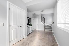 Modern 3BR House Steps to the Beach