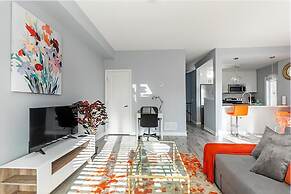 Modern 3BR House Steps to the Beach