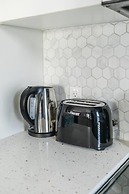 Modern 3BR House Steps to the Beach