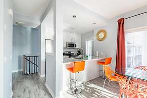 Modern 3BR House Steps to the Beach