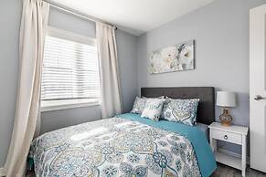 Modern 3BR House Steps to the Beach