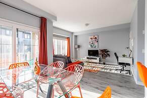 Modern 3BR House Steps to the Beach