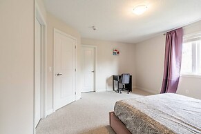 Modern 3BR House Steps to the Beach